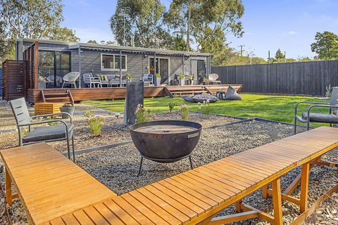 Three Beaches - Chic Eco Home Tasmania - Tourism Caloundra 2