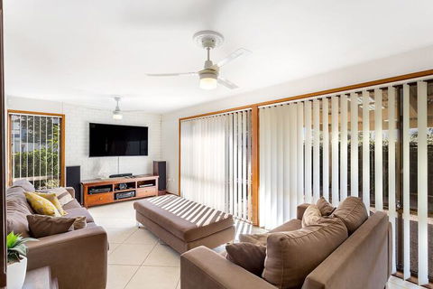 Campbell Avenue 28 - Tourism Caloundra 5