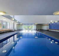 Spacious 1-Bedroom Apartment With Parking - Tourism Caloundra