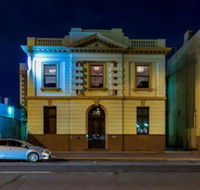 BANK192 - Tourism Caloundra