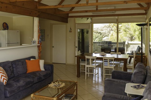 Tranquillity On Riverview 33 Riverview Drive - Tourism Caloundra 5