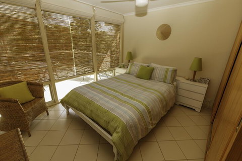 Tranquillity On Riverview 33 Riverview Drive - Tourism Caloundra 6