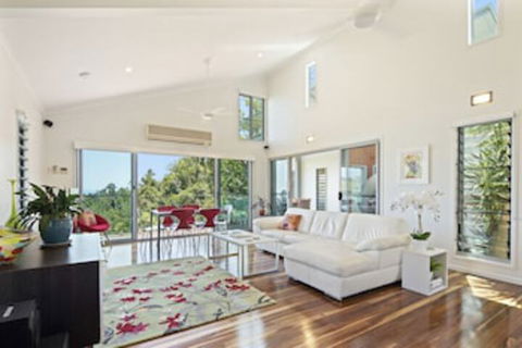 Mandalay Escape Serenity And Pool - Tourism Caloundra 0