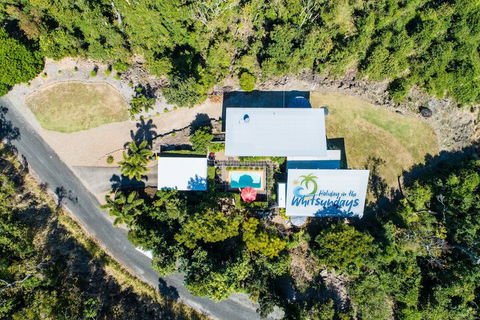Mandalay Escape Serenity And Pool - Tourism Caloundra 3