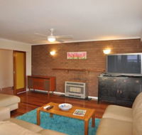 Salty Sands Meters From THE Beach Free Wifi - Tourism Caloundra