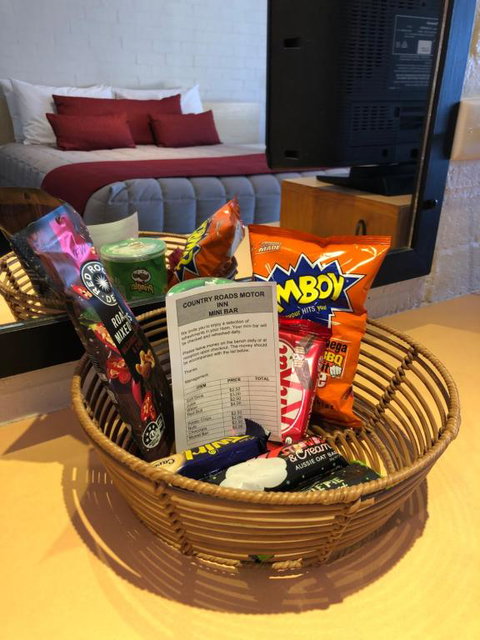 Country Roads Motor Inn - Tourism Caloundra 3