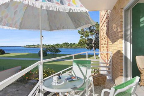 River Haven Unit 1 Absolute Tweed River Frontage - Tourism Caloundra 0
