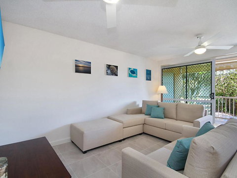 Woobera Unit 14 On The Hill Overlooking Tweed Heads & Coolangatta - Tourism Caloundra 6