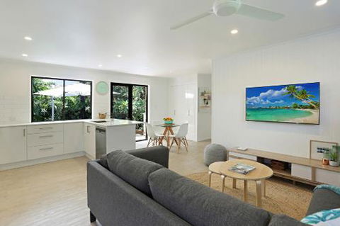 Jimmys Shout Pet Friendly - Tourism Caloundra 5