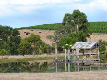 Barristers Block Vigneron Villa - Tourism Caloundra 5