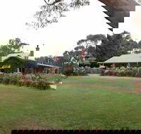 Barristers Block Vigneron Villa - Tourism Caloundra