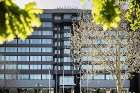 Pullman Melbourne Albert Park - Tourism Caloundra 0