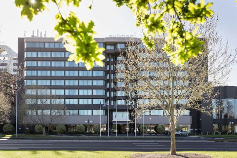 Pullman Melbourne Albert Park - Tourism Caloundra 2
