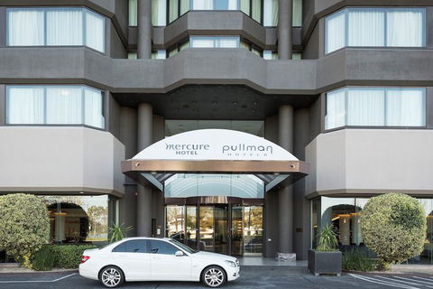 Pullman Melbourne Albert Park - Tourism Caloundra 3