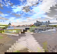 Hamilton Lakeside Motel - Tourism Caloundra