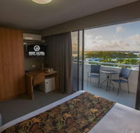 Gladstone Reef Hotel Motel - Tourism Caloundra