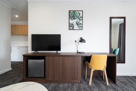 Littomore Bathurst - Tourism Caloundra 5