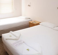 CBD Hotel - Tourism Caloundra