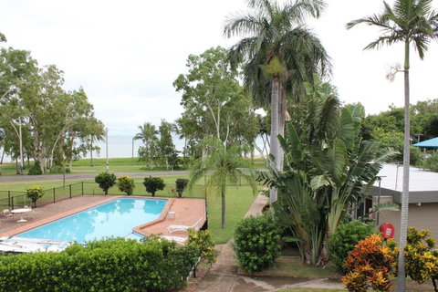 Arcadia Village Motel - Tourism Caloundra 0