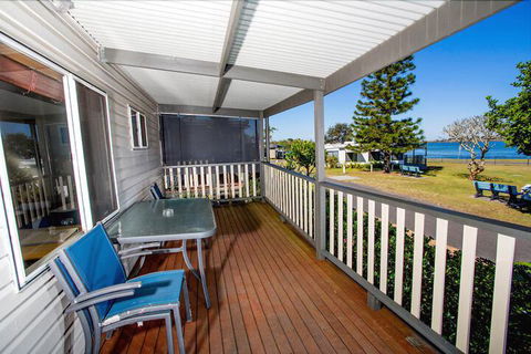 Reflections Holiday Parks Shaws Bay - Tourism Caloundra 1