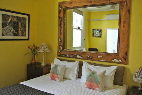 Vine Valley Inn - Tourism Caloundra 2