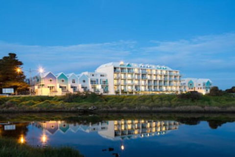 Lady Bay Resort - Tourism Caloundra 0