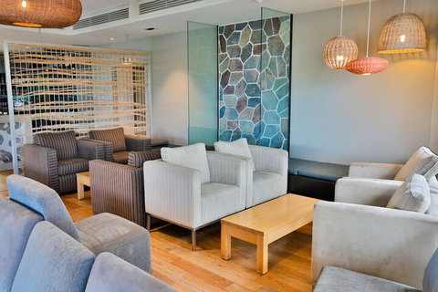 Lady Bay Resort - Tourism Caloundra 6