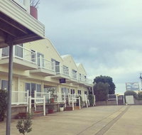 A Great Ocean View Motel - Tourism Caloundra