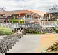 Bathurst Motor Inn - Tourism Caloundra