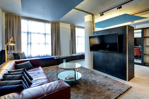 Zara Tower Hotel - Tourism Caloundra 5