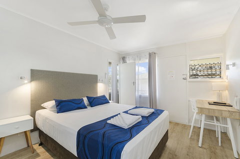 Beach House Motel - Tourism Caloundra 4
