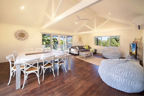 Boathouse Resort Studios & Suites - Tourism Caloundra 4