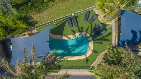 Boathouse Resort Studios & Suites - Tourism Caloundra 2