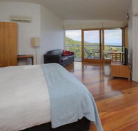 Chriss Beacon Point Restaurant  Villas - Tourism Caloundra