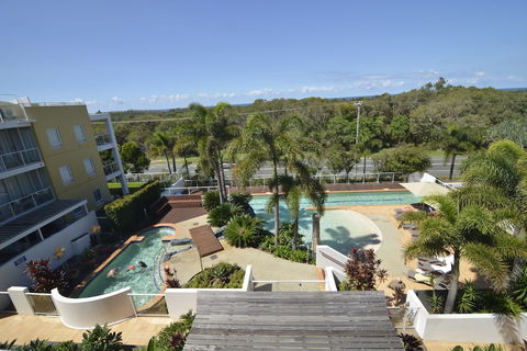Seachange Coolum Beach - Tourism Caloundra 2