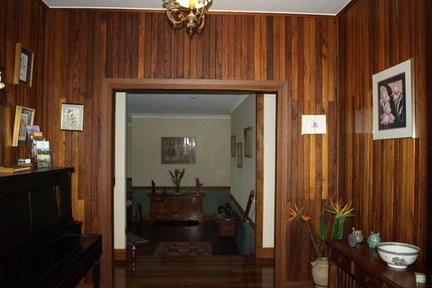 Amamoor Lodge - Tourism Caloundra 3