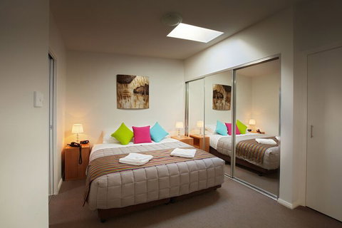 Charlestown Executive Apartments - Tourism Caloundra 7