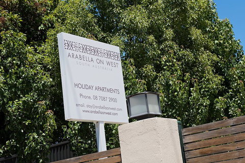 Arabella On West Apartments - Tourism Caloundra 3