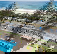 Southern Cross Beachfront Holiday Apartments - Tourism Caloundra