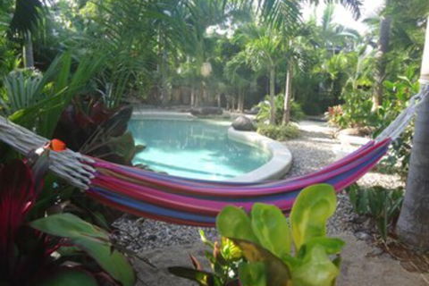 Boutique Bungalows - Tourism Caloundra 1