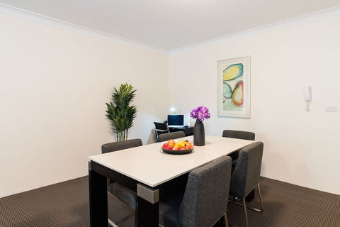 Eastwood Furnished Apartments - Tourism Caloundra 0