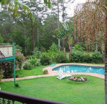 Riviera Bed And Breakfast - Tourism Caloundra 1