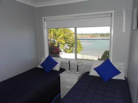Leisure Lee Holiday Apartments - Tourism Caloundra 1