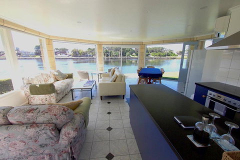 Douglas Riverside - Tourism Caloundra 6