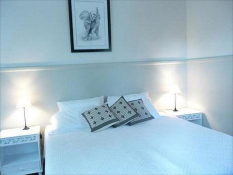 A Room With A View Bed & Breakfast - Tourism Caloundra 5