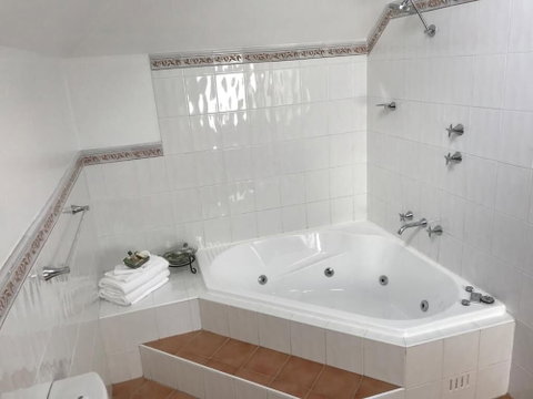 Valley Of The Waters B&B - Tourism Caloundra 5