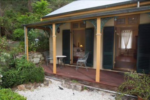 Tizzana Winery Bed & Breakfast - Tourism Caloundra 2