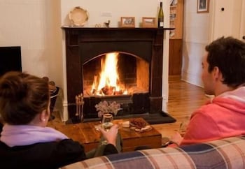 Brown's House Bed And Breakfast - Tourism Caloundra 3