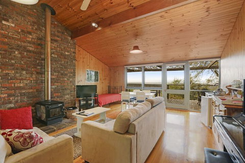 Wanawong Retreat - Tourism Caloundra 7