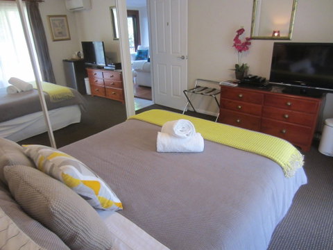 Eden Lodge - Tourism Caloundra 5